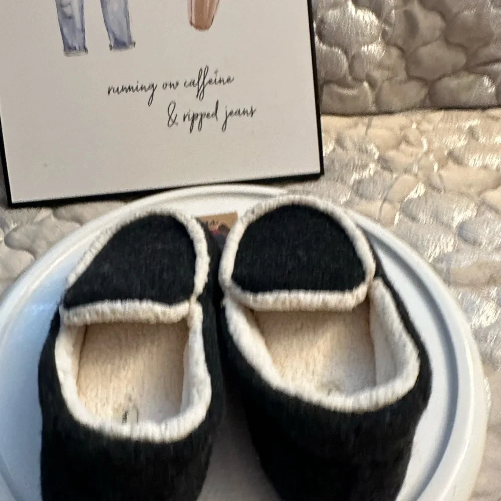 🆕Dearfoams Kid Slippers